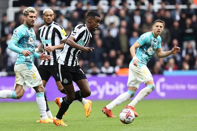 利物浦VS纽卡，28次客战未尝胜果，纽卡力争平局止渴